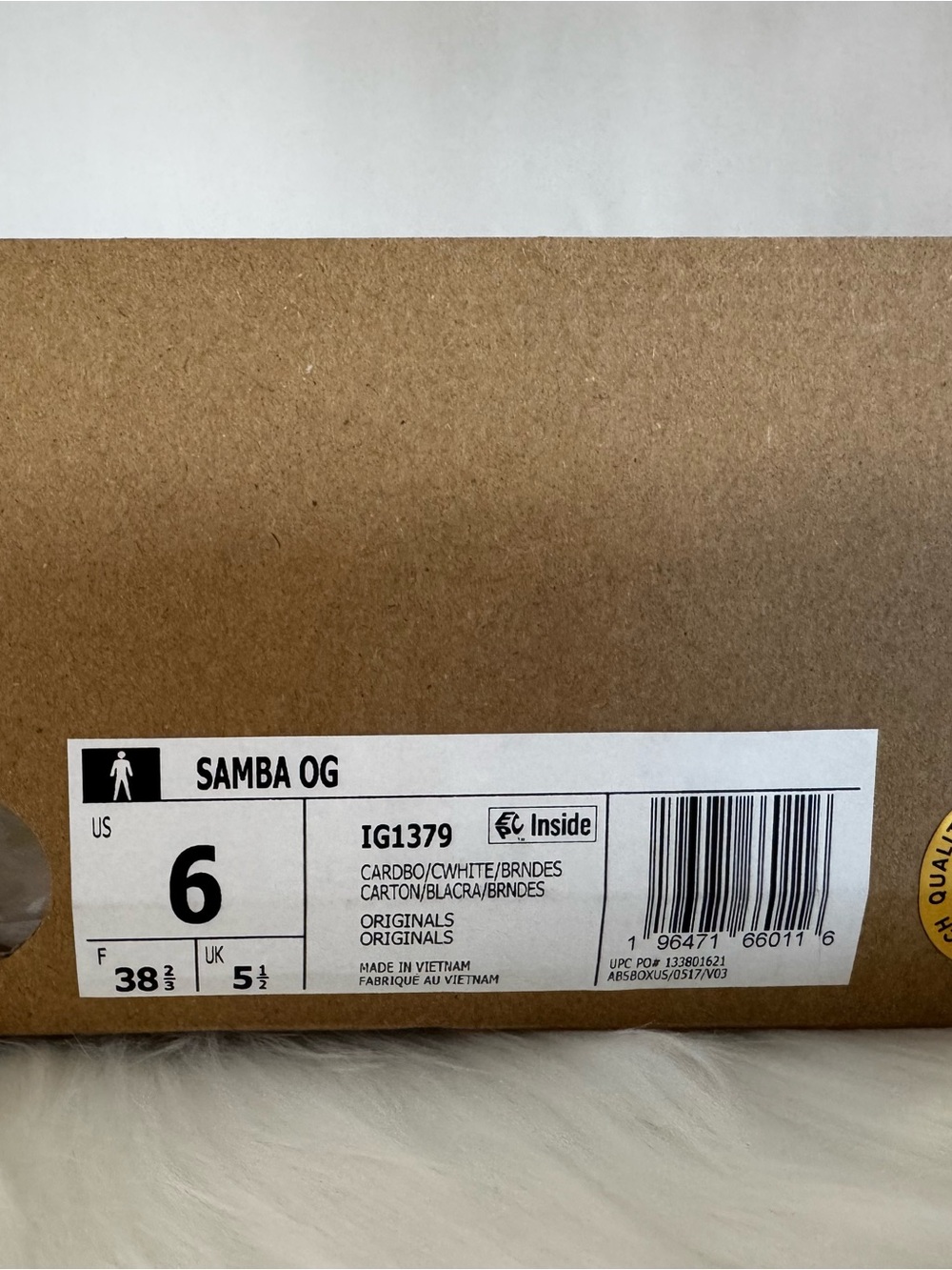 HARD TO GET Samba OG Cardboard Sneakers ❤️‍🔥 Price is FIRM - Picture 8 of 10
